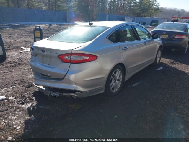 3FA6P0HD9ER113861 Ford FUSION SE