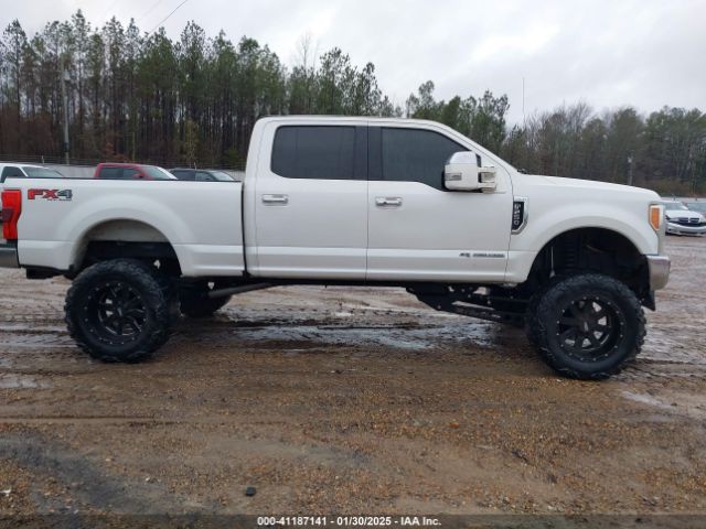 1FT7W2BT5HEC84496 Ford F-250 Lariat