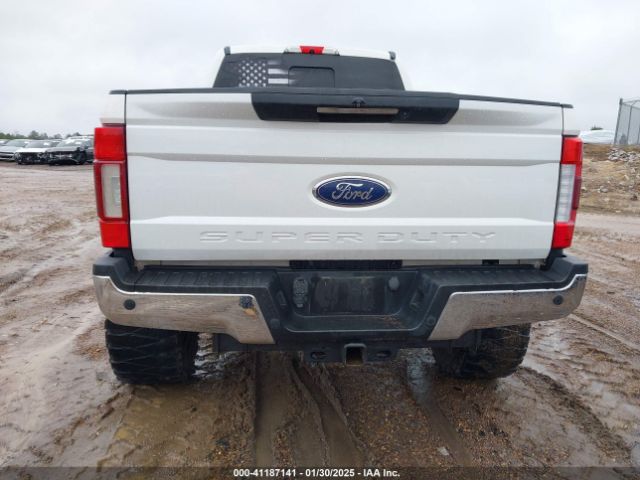 1FT7W2BT5HEC84496 Ford F-250 Lariat
