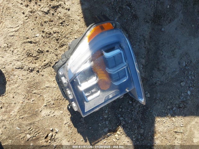 Ford F-150 Lariat 2023 1FTEW1EP1PFC20187 Image 12