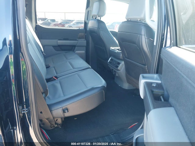 Ford F-150 Lariat 2023 1FTEW1EP1PFC20187 Image 8