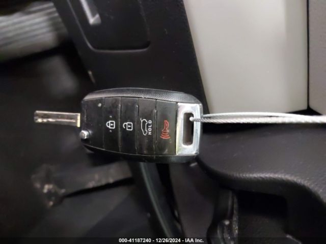 KNDJN2A22H7474441 KIA Soul