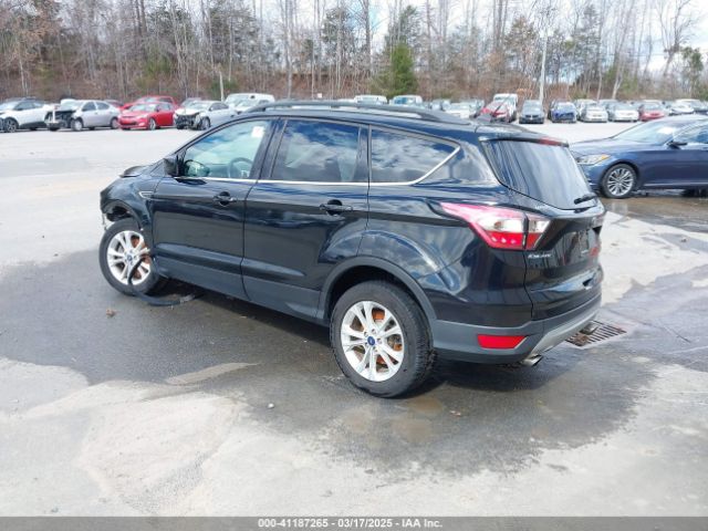 1FMCU9HD9JUD17181 Ford ESCAPE SEL