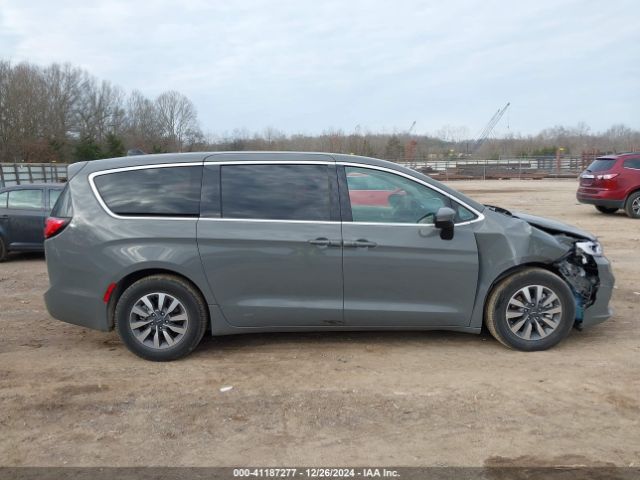 2C4RC1L79PR588428 Chrysler Pacifica Hybrid Touring L