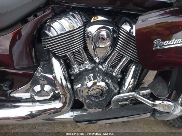 2021 INDIAN MOTORCYCLE CO. ROADMASTER 56KTKABBXM3402618 Photo 7