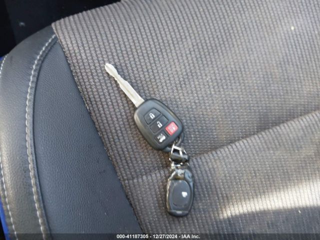 2T1BURHE8JC013782 Toyota COROLLA SE