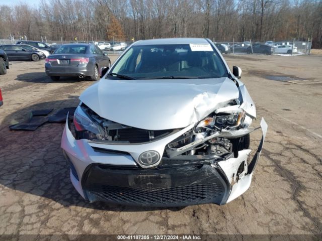 2T1BURHE8JC013782 Toyota COROLLA SE