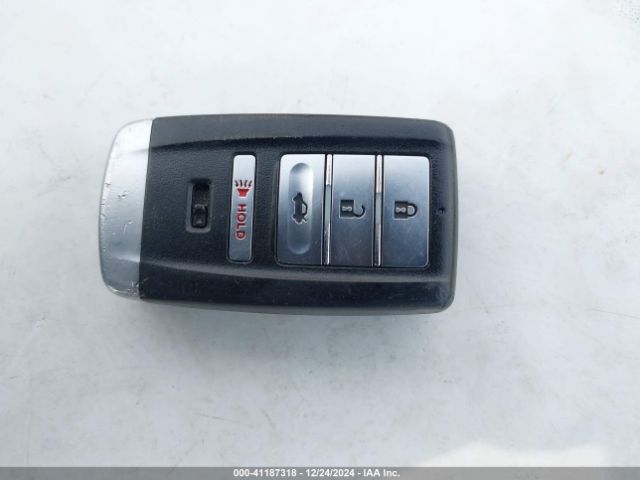 19UUB1F32GA000610 Acura TLX
