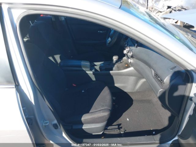 3N1AB8BV5MY281975 Nissan Sentra S Xtronic Cvt