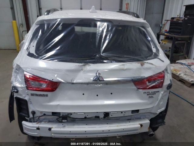 JA4AR4AW6JU011271 Mitsubishi Outlander Sport 2.4 Sel