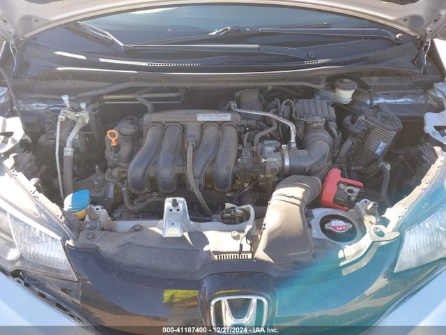 Honda FIT LX 2016 JHMGK5H59GS010450 Image 10