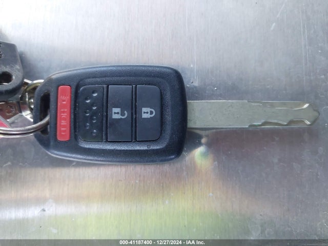 Honda FIT LX 2016 JHMGK5H59GS010450 Image 11