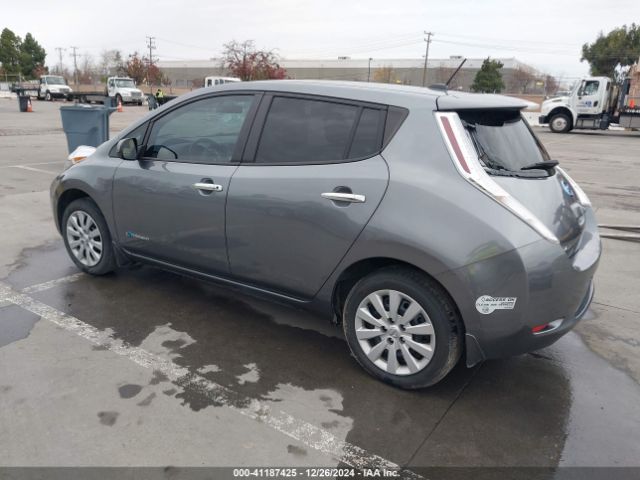1N4AZ0CP2FC315852 Nissan LEAF S