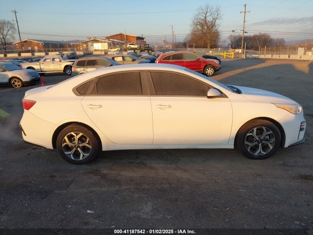 KIA Forte Lxs 2021 3KPF24AD3ME358252 Image 13