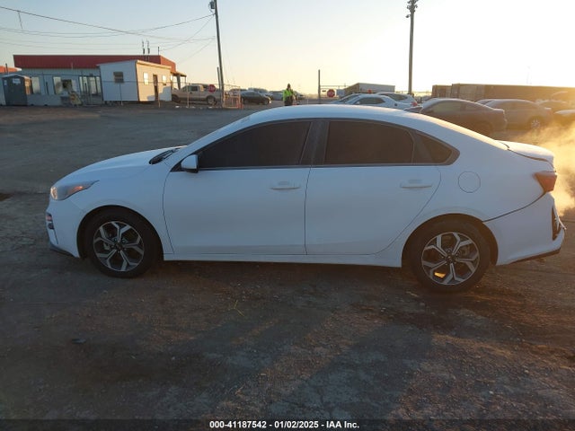 KIA Forte Lxs 2021 3KPF24AD3ME358252 Image 14
