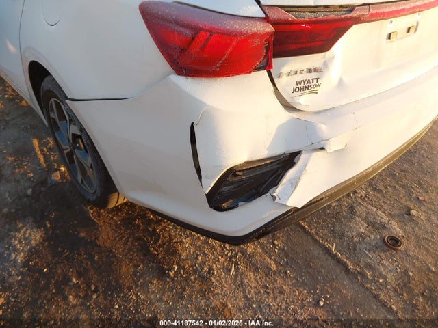 KIA Forte Lxs 2021 3KPF24AD3ME358252 Image 6