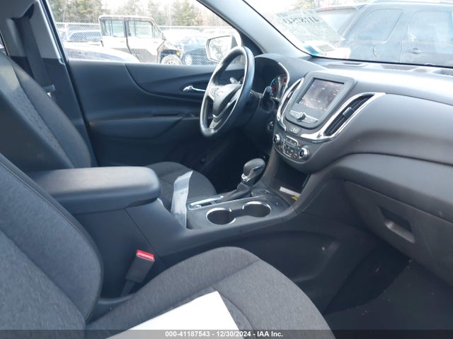 3GNAXUEV5NL243042 Chevrolet Equinox Awd Lt