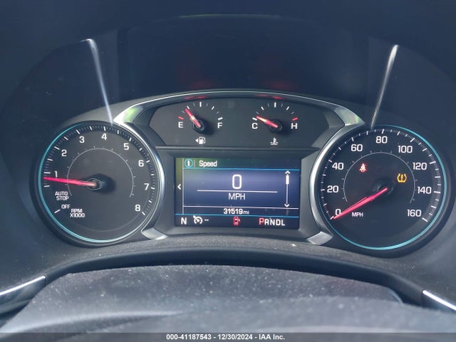 3GNAXUEV5NL243042 Chevrolet Equinox Awd Lt