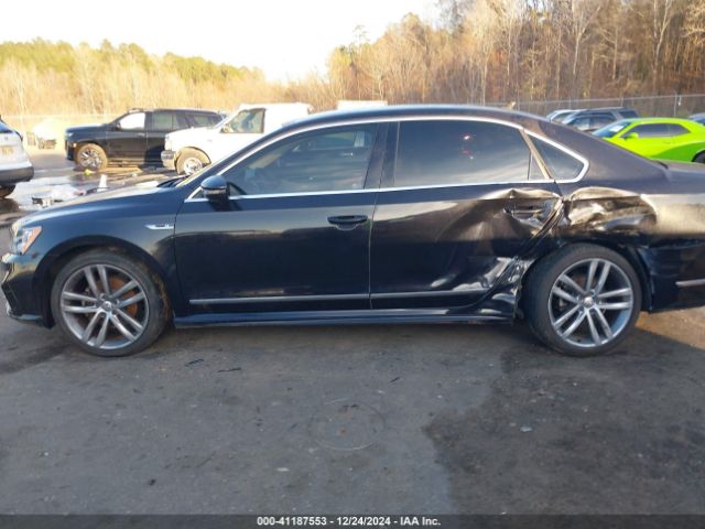 1VWDT7A3XHC048445 Volkswagen Passat 1.8t R-line