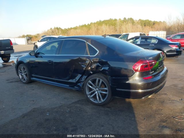 1VWDT7A3XHC048445 Volkswagen Passat 1.8t R-line