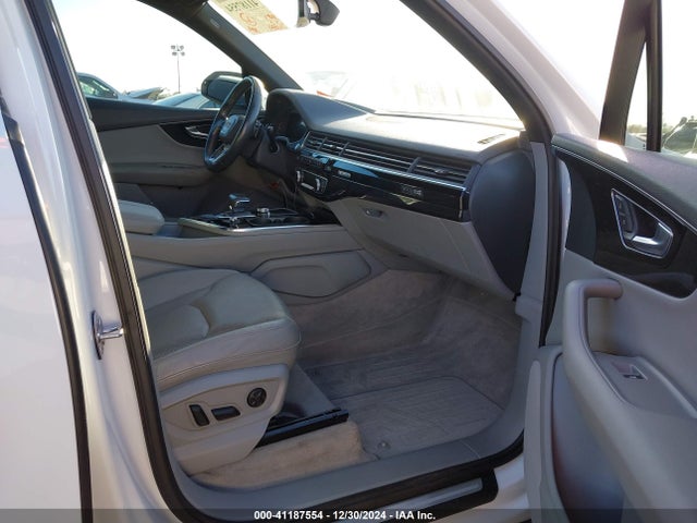 WA1LAAF74HD034090 Audi Q7 3.0t Premium