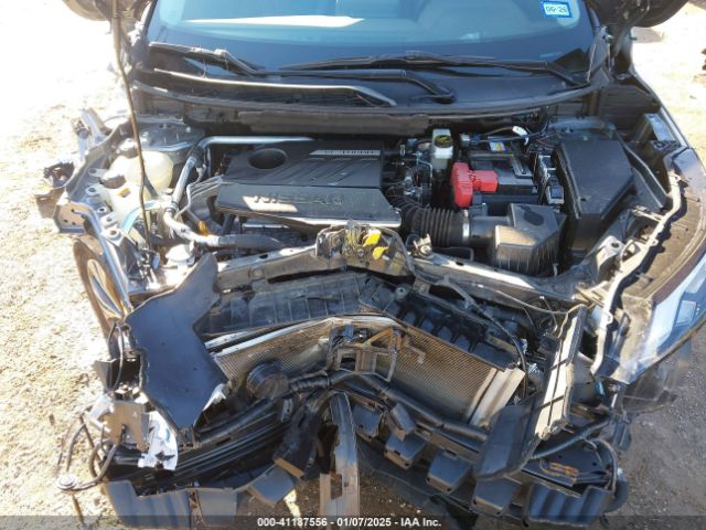 JN8BT3BAXPW413403 Nissan Rogue Sv Fwd