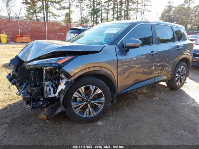 JN8BT3BAXPW413403 Nissan Rogue Sv Fwd