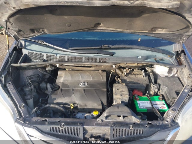 5TDYK3DC1ES509800 Toyota 2gr-fks