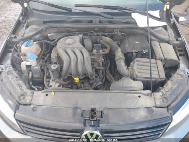 3VW2K7AJ4EM367021 Volkswagen Jetta 2.0l S