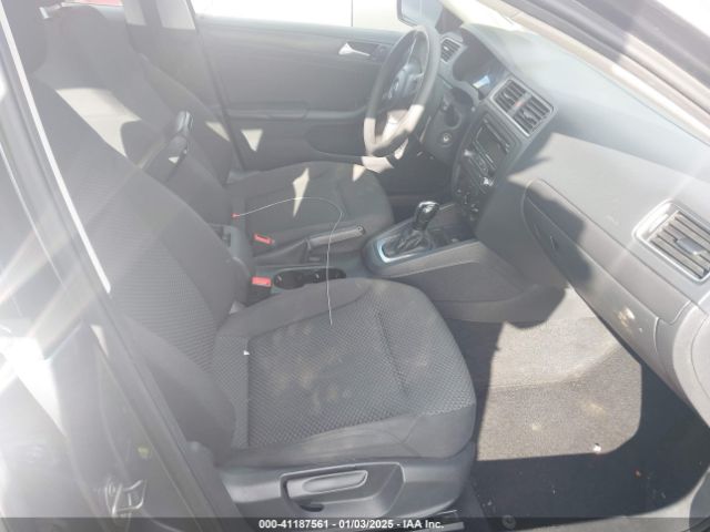 3VW2K7AJ4EM367021 Volkswagen Jetta 2.0l S
