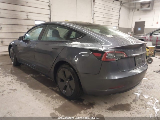 2023 TESLA MODEL 3 5YJ3E1EA2PF683594 Photo 2