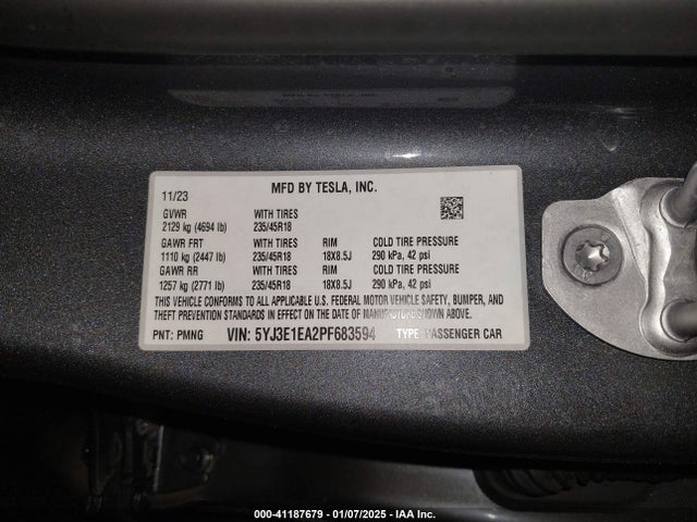 2023 TESLA MODEL 3 5YJ3E1EA2PF683594 Photo 8