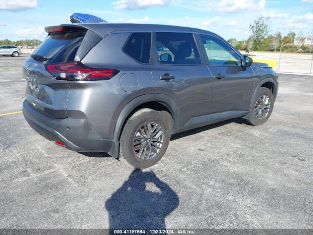 5N1AT3AA9MC795814 Nissan Rogue S Fwd