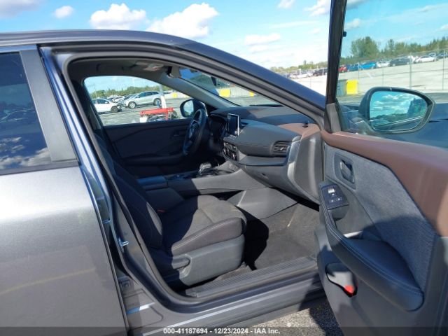 5N1AT3AA9MC795814 Nissan Rogue S Fwd