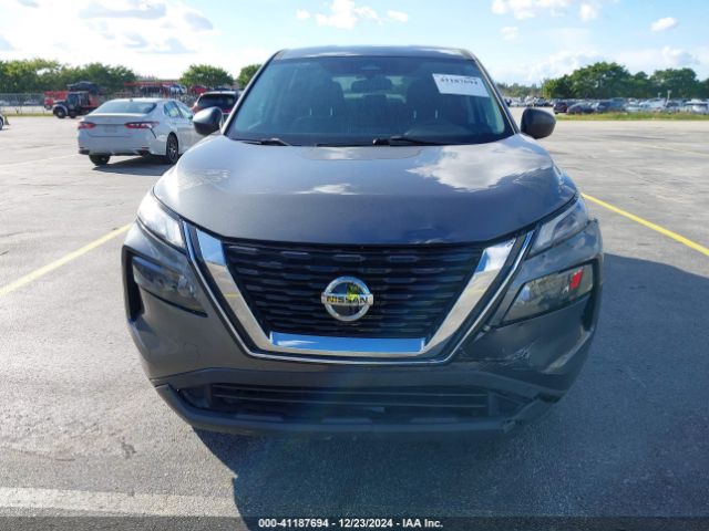 5N1AT3AA9MC795814 Nissan Rogue S Fwd