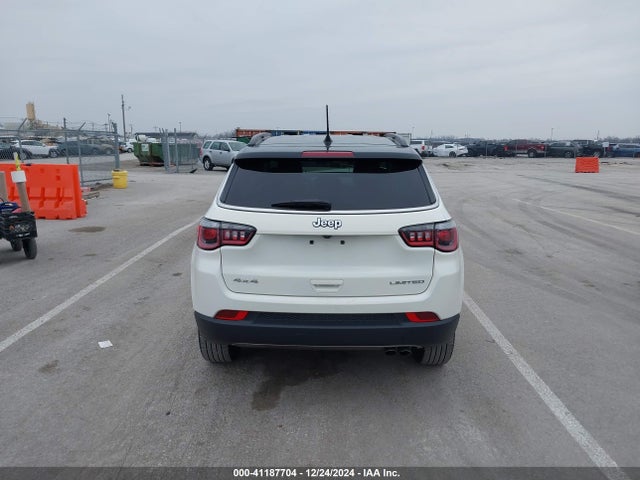 Jeep Compass Limited 4x4 2018 3C4NJDCB6JT232601 Image 16