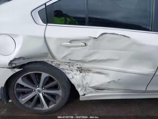 4S3BNBN64F3052967 Subaru Legacy 2.5i Limited