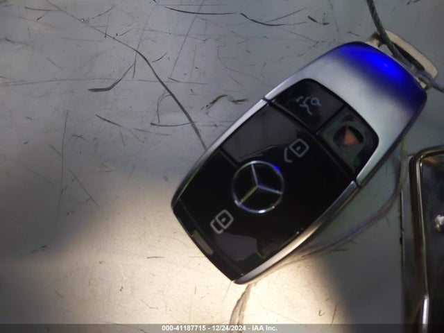 Mercedes-Benz E 300 2018 WDDZF4JB8JA354413 Image 11