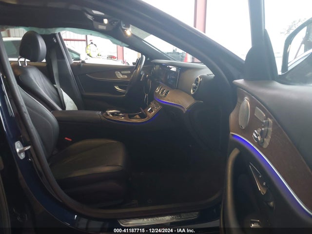 WDDZF4JB8JA354413 Mercedes-Benz E 300