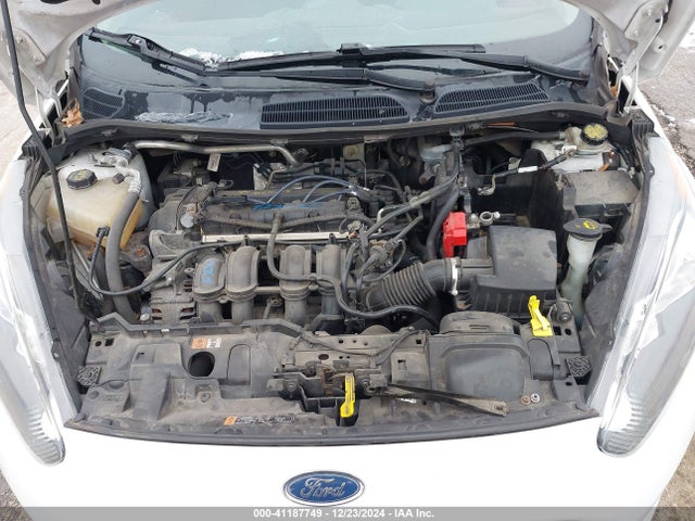 Ford FIESTA SE 2015 3FADP4EJ4FM223899 Image 10