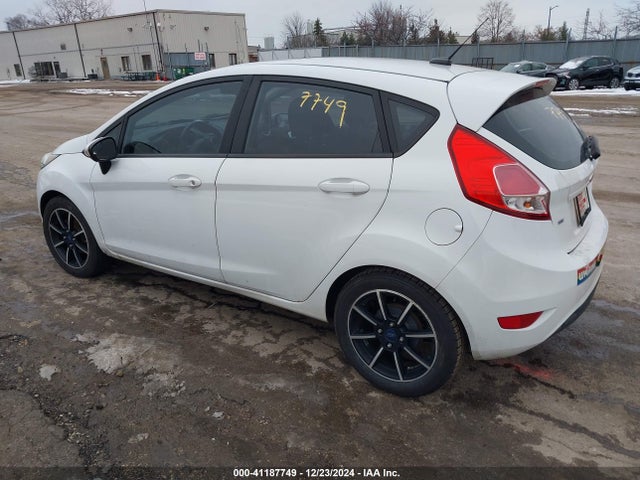 Ford FIESTA SE 2015 3FADP4EJ4FM223899 Image 3
