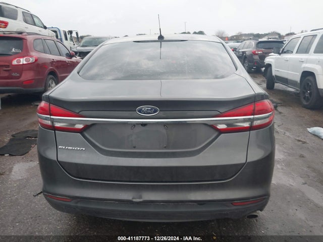 Ford FUSION S 2017 3FA6P0G70HR175133 Image 16