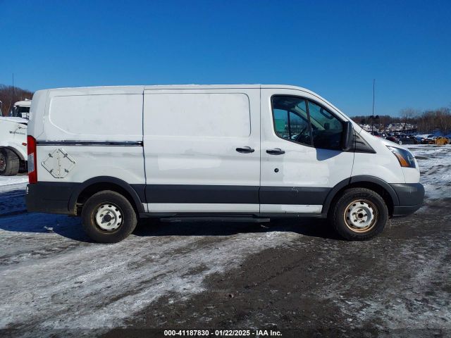 1FTNE1YMXFKB19806 Ford Transit-150