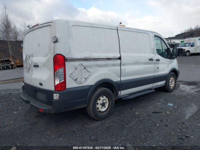1FTNE1YMXFKB19806 Ford Transit-150