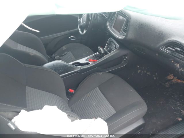2C3CDZJG3NH233749 Dodge Challenger Gt