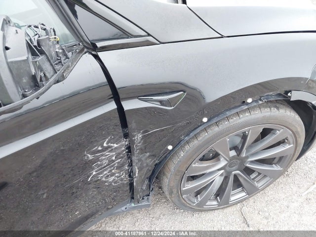 2022 TESLA MODEL X 7SAXCBE63NF360518 Photo 5