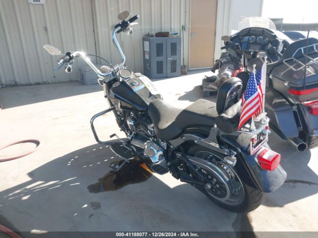 2016 HARLEY-DAVIDSON FLSTF 1HD1BXV17GC020410 Photo 2