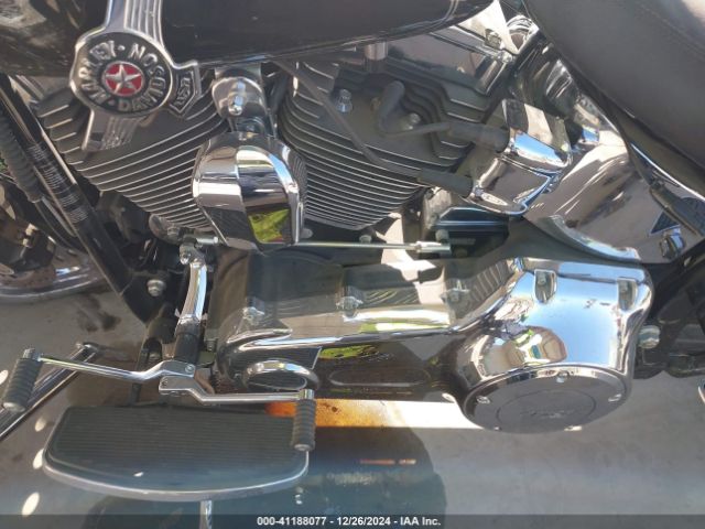 2016 HARLEY-DAVIDSON FLSTF 1HD1BXV17GC020410 Photo 8