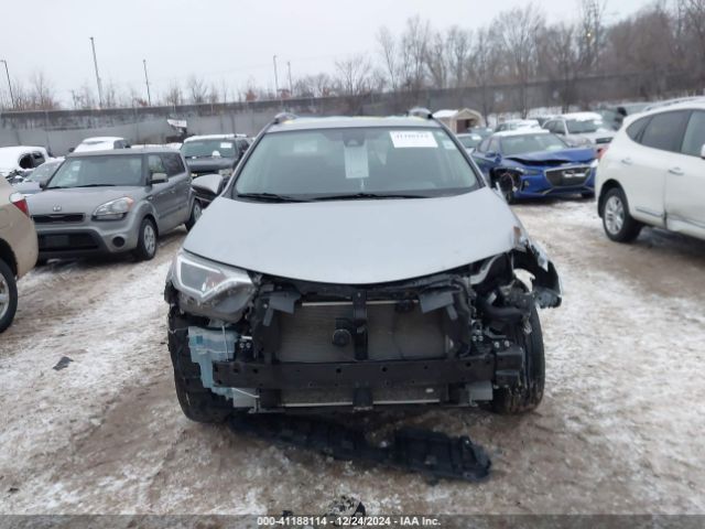 JTMRFREV6JD226925 Toyota Rav4 Adventure/xle