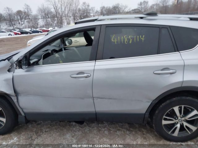 JTMRFREV6JD226925 Toyota Rav4 Adventure/xle